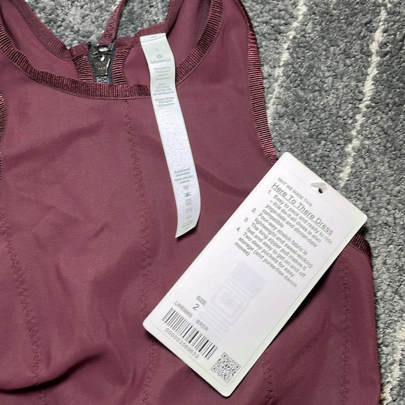 Lululemon Here to There Dress Size 2 - Picture 3 of 4